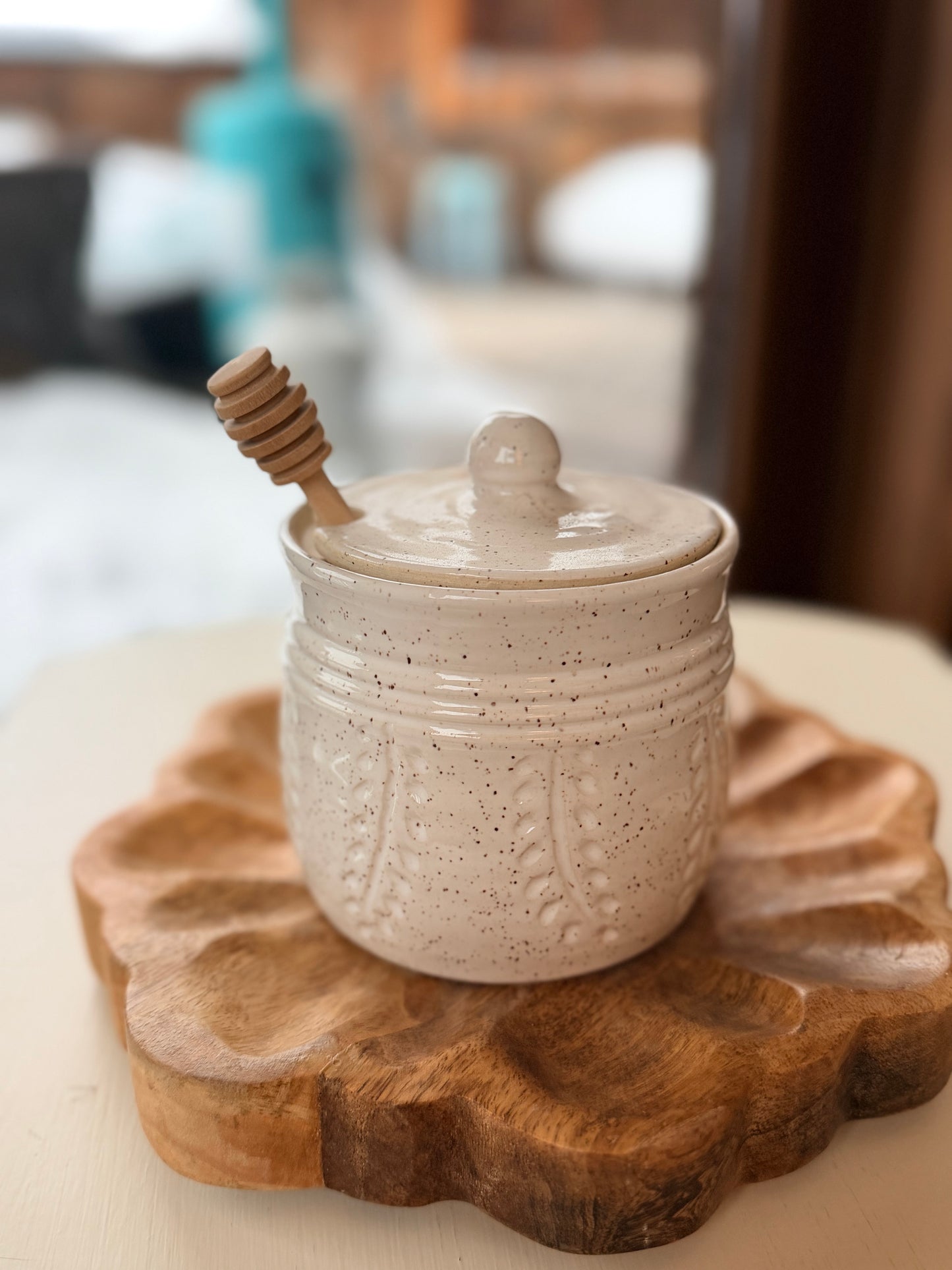 Carved Speckled Honey Pot- butterscotch
