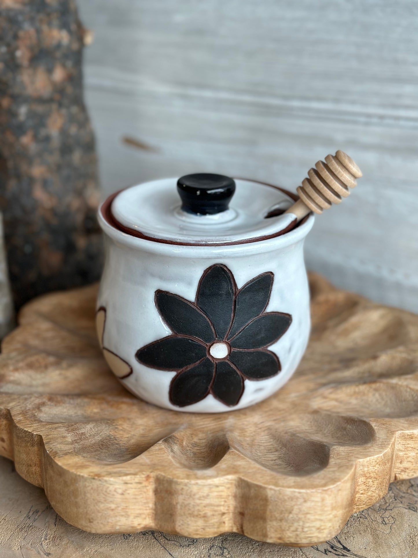 Honey Pot, black beige
