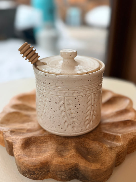 Carved Speckled Honey Pot- oatmeal