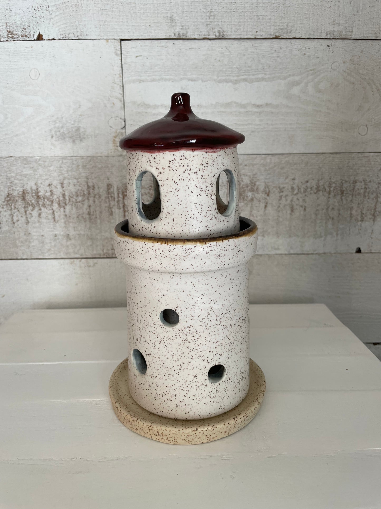 Lighthouse - red